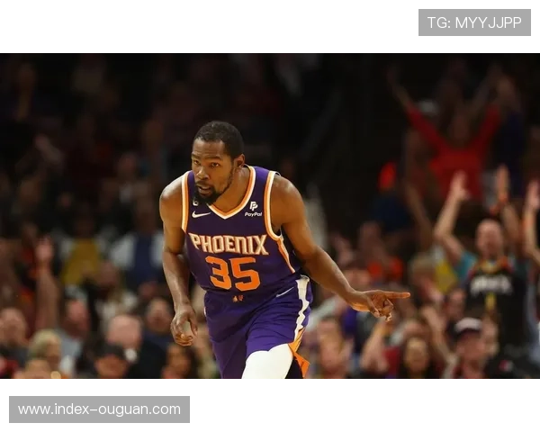 太阳主场迎战快船，四巨头首度合体亮相