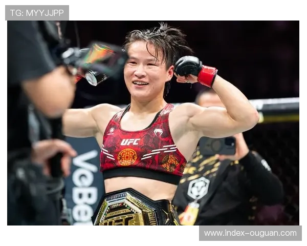 张伟丽与舍甫琴科赛前相互尊重，专业态度获业界好评